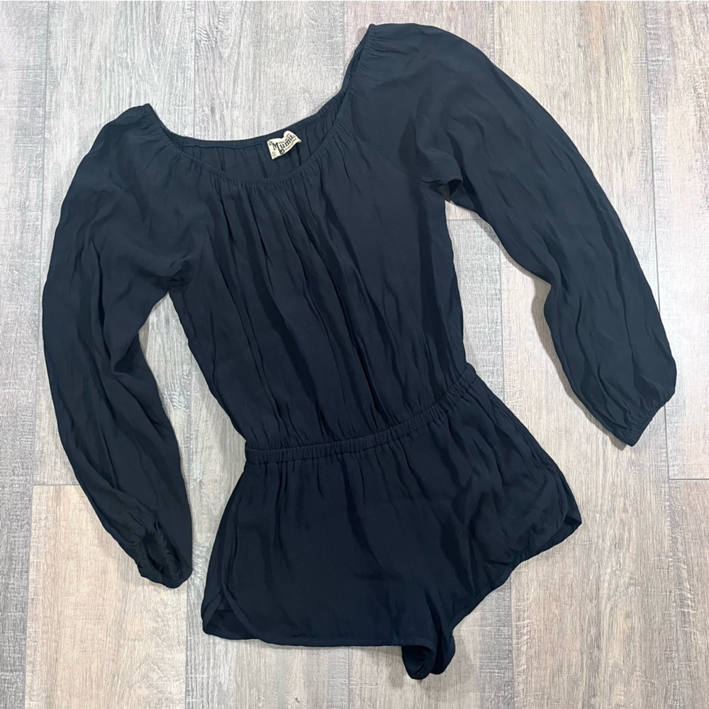 Show Me Your MuMu Rane Off Shoulder Black Short Romper Size Small